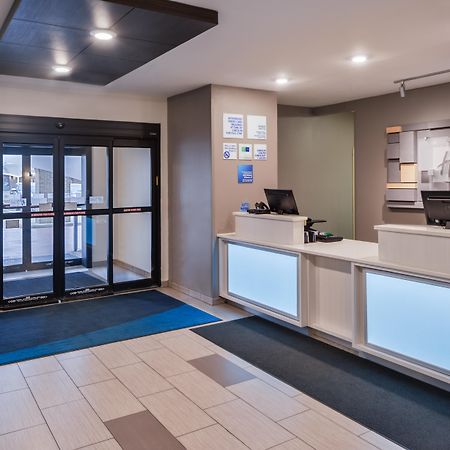 Holiday Inn Express Hotel & Suites Sioux Falls At Empire Mall, An Ihg Hotel Экстерьер фото