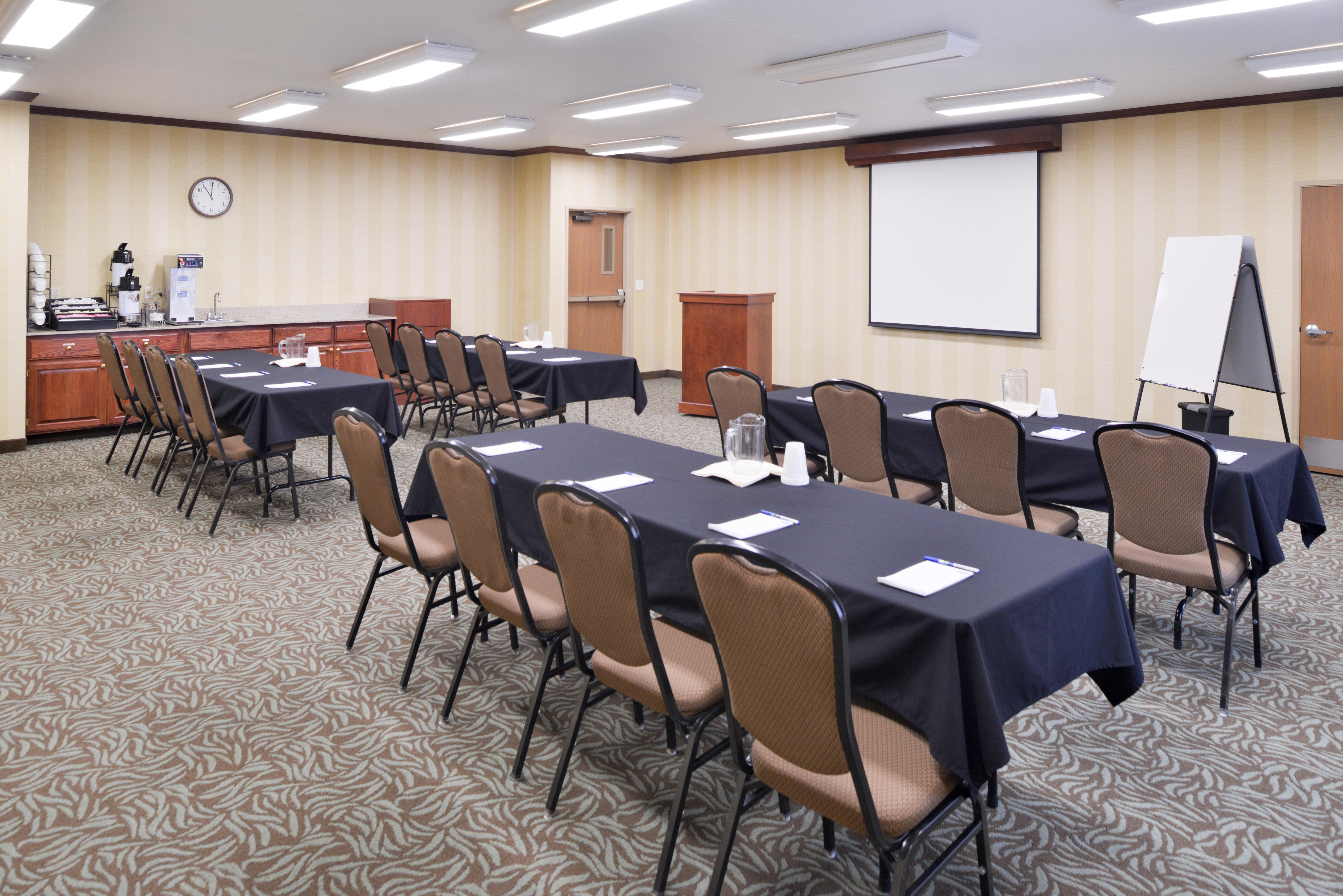 Holiday Inn Express Hotel & Suites Sioux Falls At Empire Mall By Ihg Экстерьер фото
