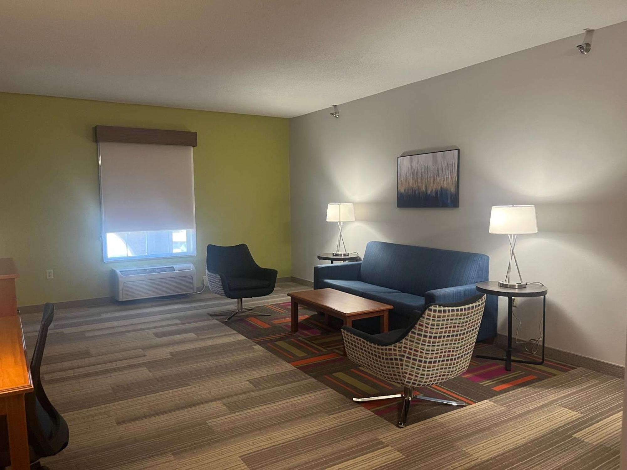 Holiday Inn Express Hotel & Suites Sioux Falls At Empire Mall, An Ihg Hotel Экстерьер фото