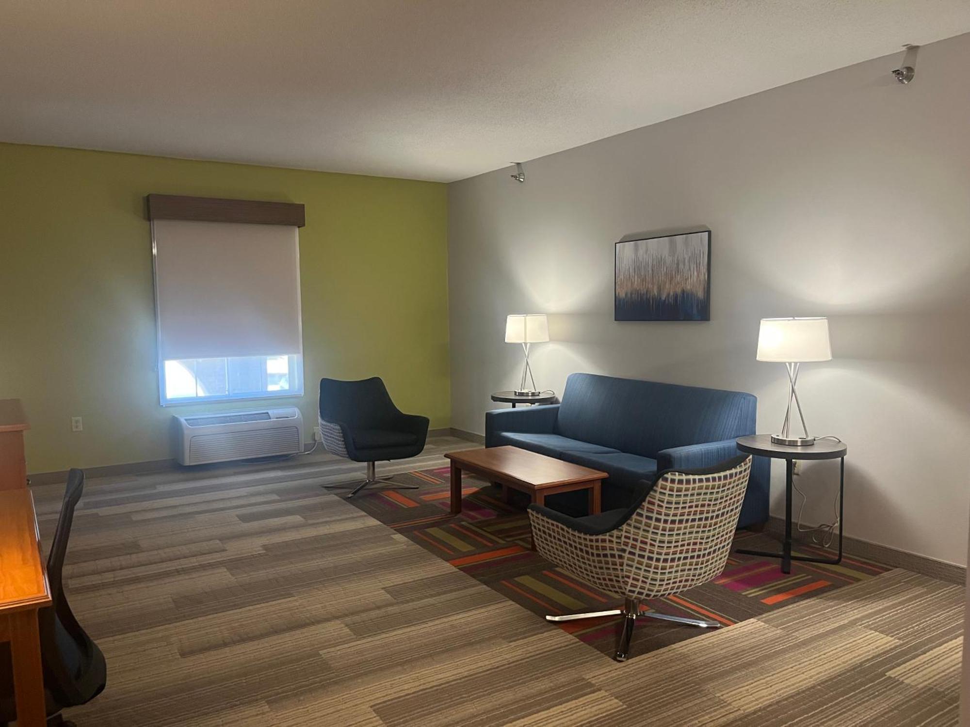 Holiday Inn Express Hotel & Suites Sioux Falls At Empire Mall By Ihg Экстерьер фото