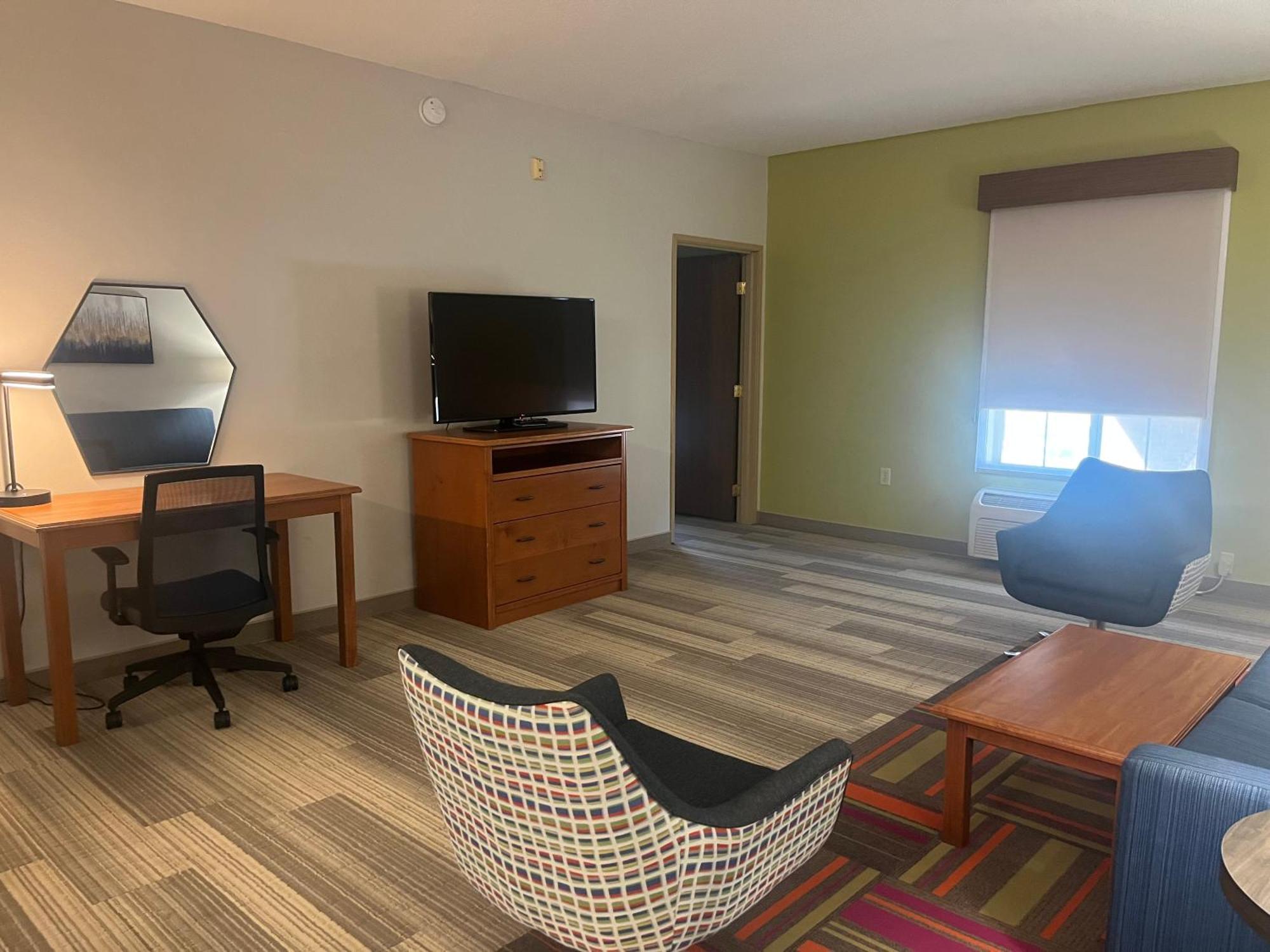 Holiday Inn Express Hotel & Suites Sioux Falls At Empire Mall By Ihg Экстерьер фото