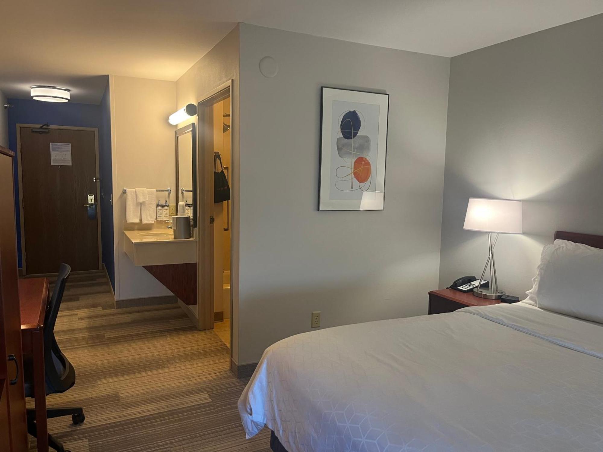 Holiday Inn Express Hotel & Suites Sioux Falls At Empire Mall By Ihg Экстерьер фото
